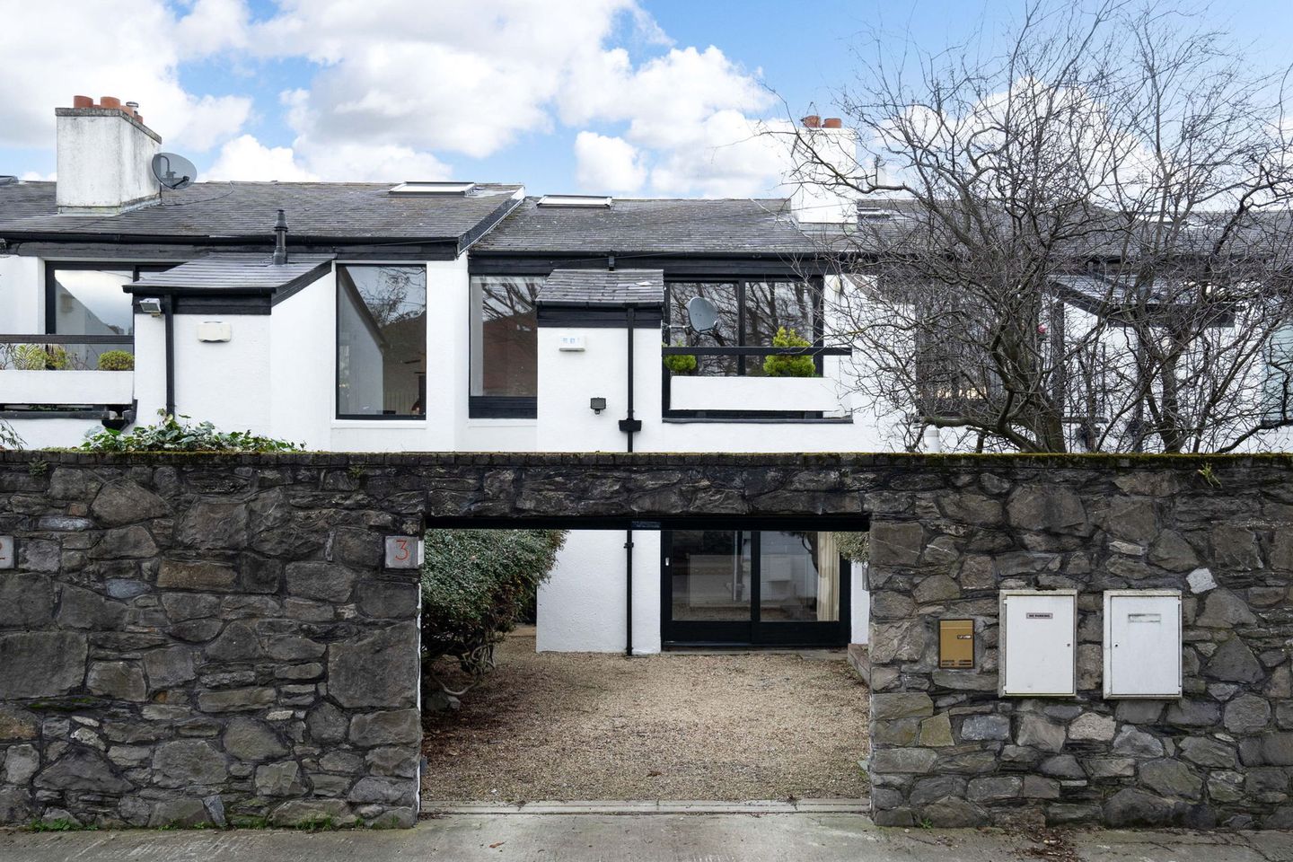 3 Heytesbury Court, Pembroke Lane, Ballsbridge, Dublin 4, D04V2R7