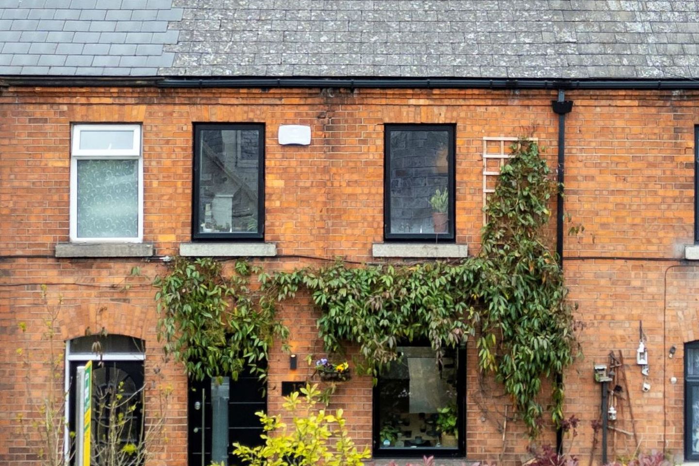13 Woodfield Terrace, Inchicore, Dublin 8, D10EE03 is for sale on Daft.ie
