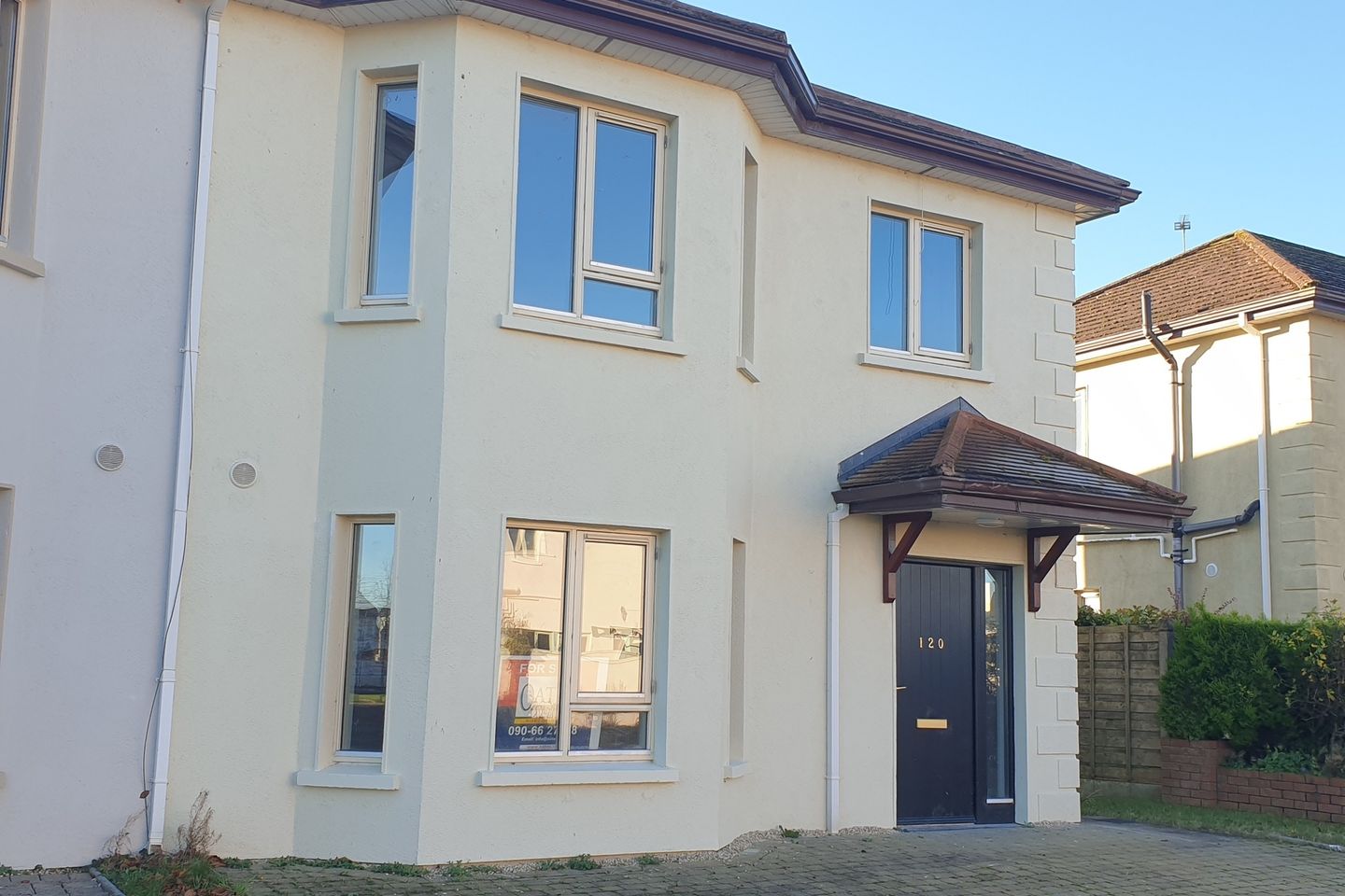 120 Abbeyville, Galway Road, Town, Co. F42ET62 is