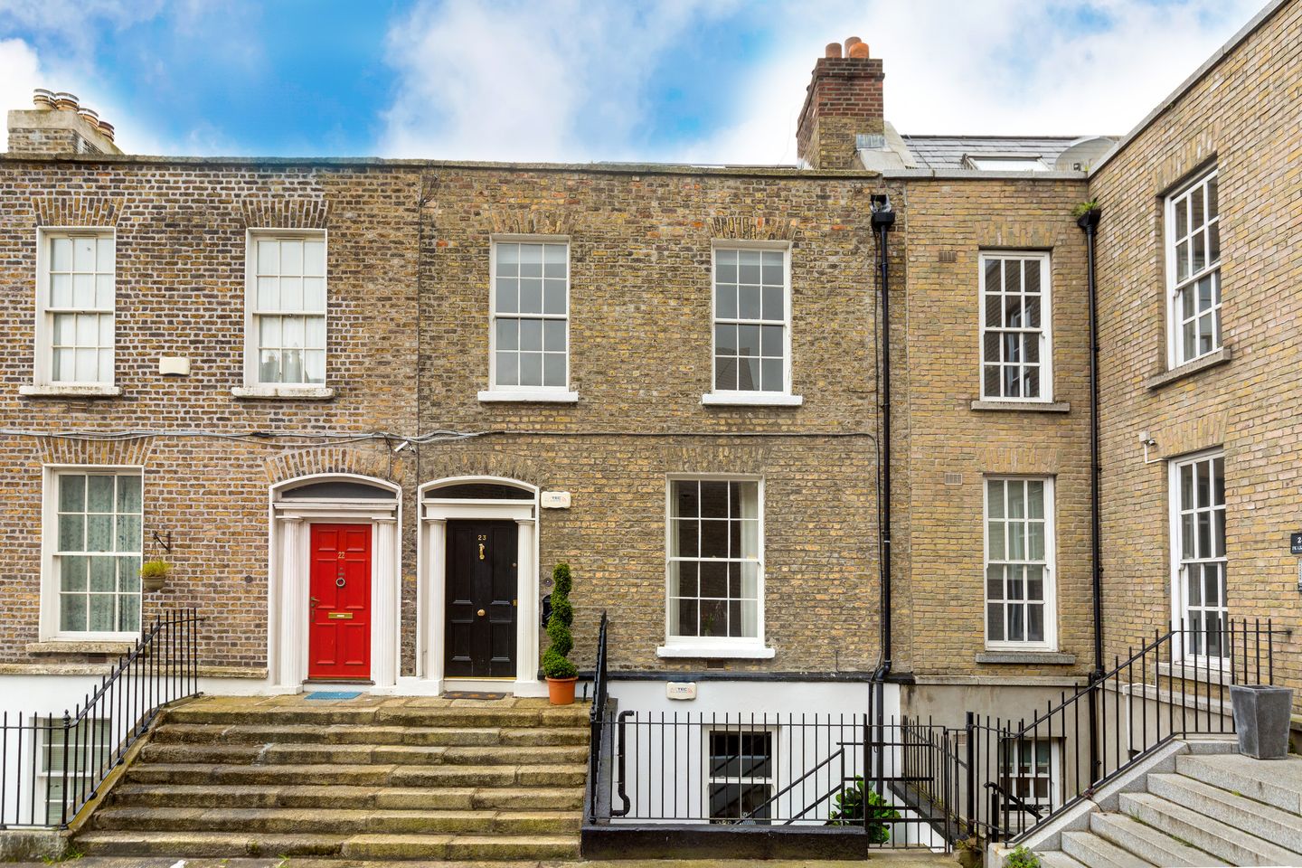 23 Pearse Square, Pearse Street, Dublin 2, D02XP66 is for sale on Daft.ie