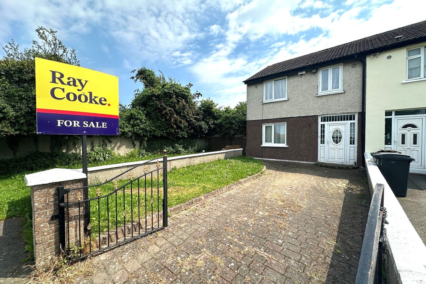 98 Castle Lawns, D24 N20T, Tallaght, Dublin 24 is for sale on Daft.ie