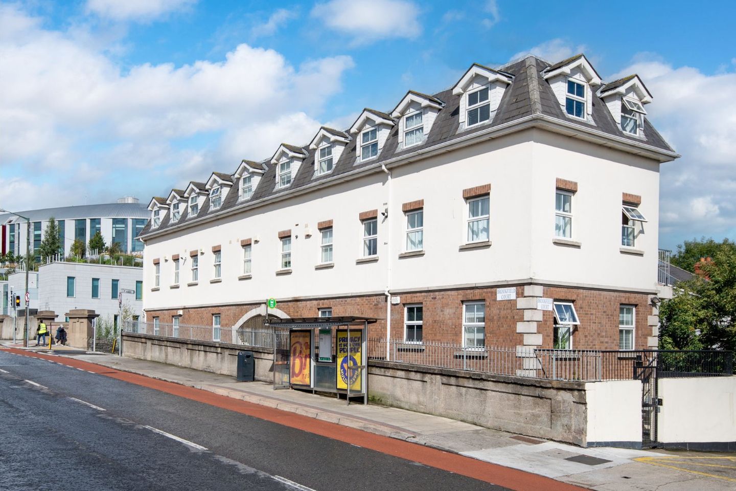 10 Brookfield Court, South Circular Road, Dublin 8, D08NX82