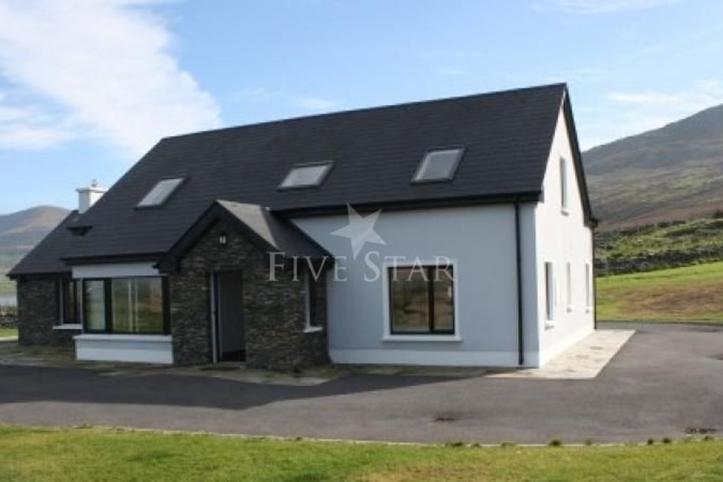 Holiday Homes in Ballydavid, Co. Kerry on Daft.ie