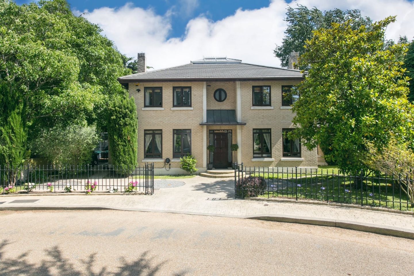 1 Thornfield, Donnybrook, Dublin 4, D04R7W9