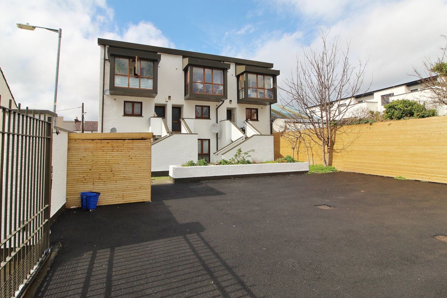 16 Windsor Mews, Fairview Avenue, D03D0D3, Fairview, Dublin 3, D03D0D3 is for sale on Daft.ie