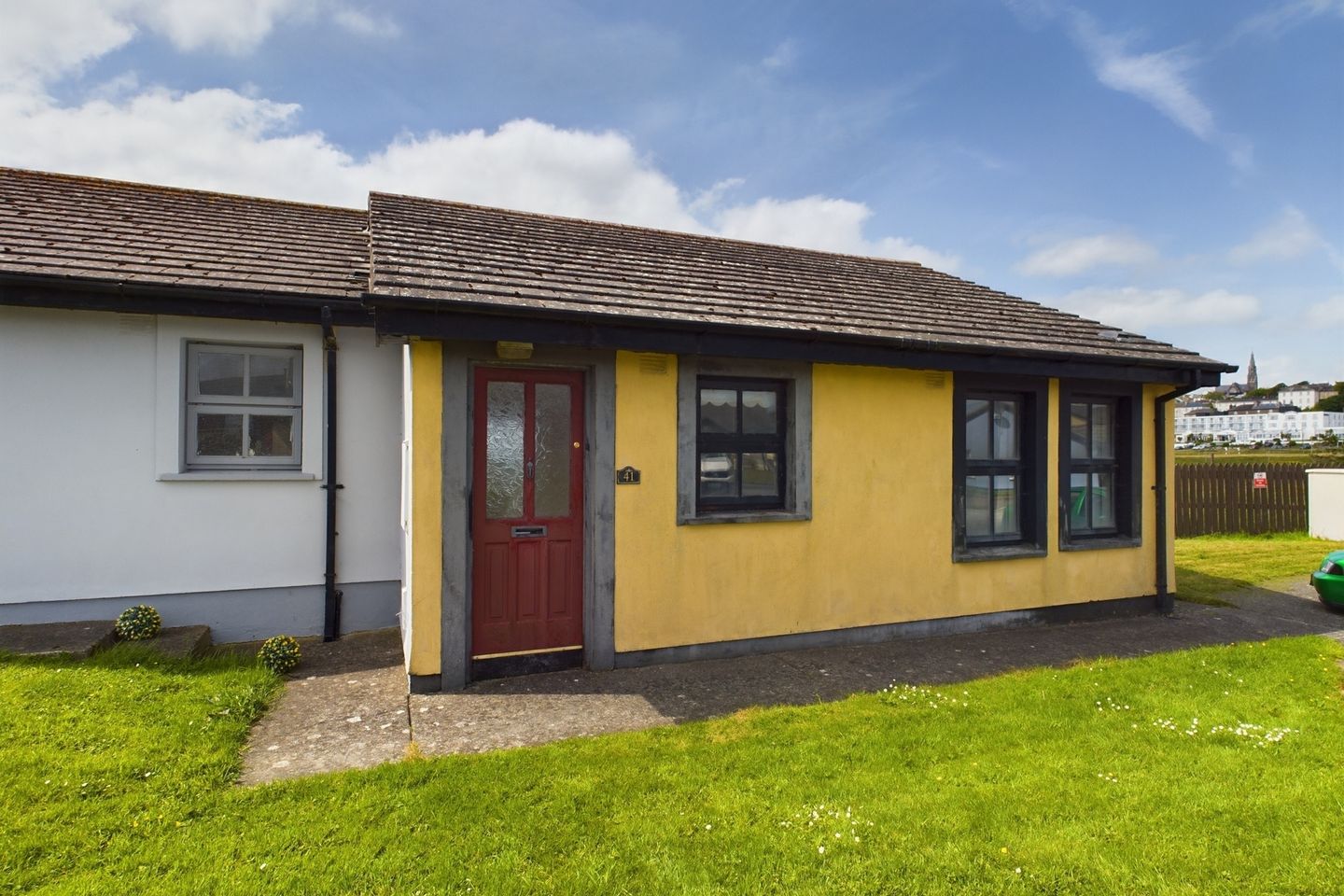 41 Pebble Grove, Pebble Beach, Tramore, Co. Waterford, X91D8N7 is for