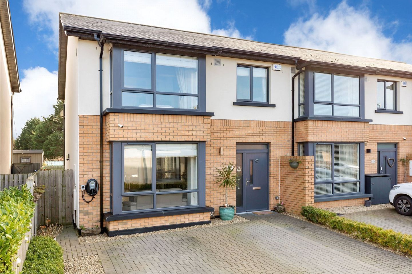 04 Sleepy Hollow, Kinsealy Lane, Malahide, Co. Dublin, K36EH51 is for