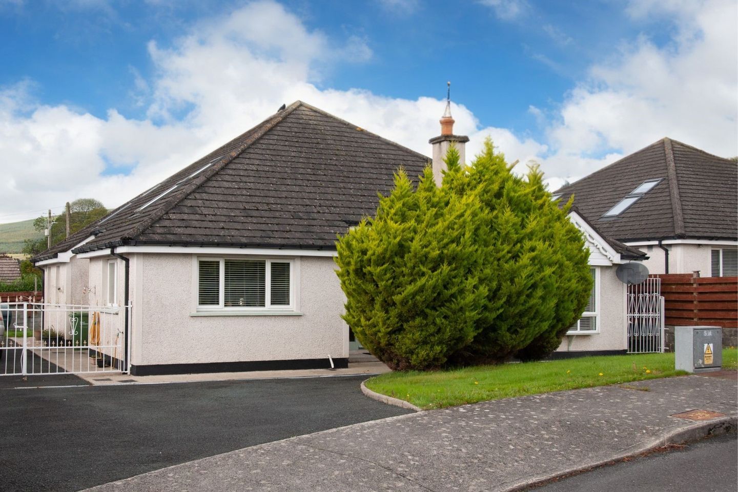 21 Holt Crescent, Lugduff, Tinahely, Co. Wicklow, Y14F832 is for sale