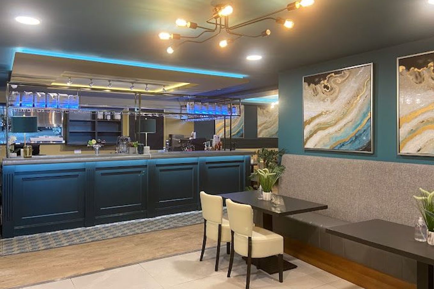 Commercial property for rent in Unit 10, Briarhill Business Park, Ballybrit, Galway, Castlegar