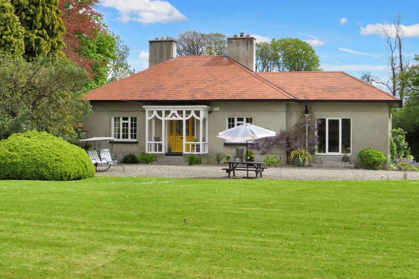 Garryrhu House,, Limerick Road,, Charleville,, Co Cork, P56AX97 is for