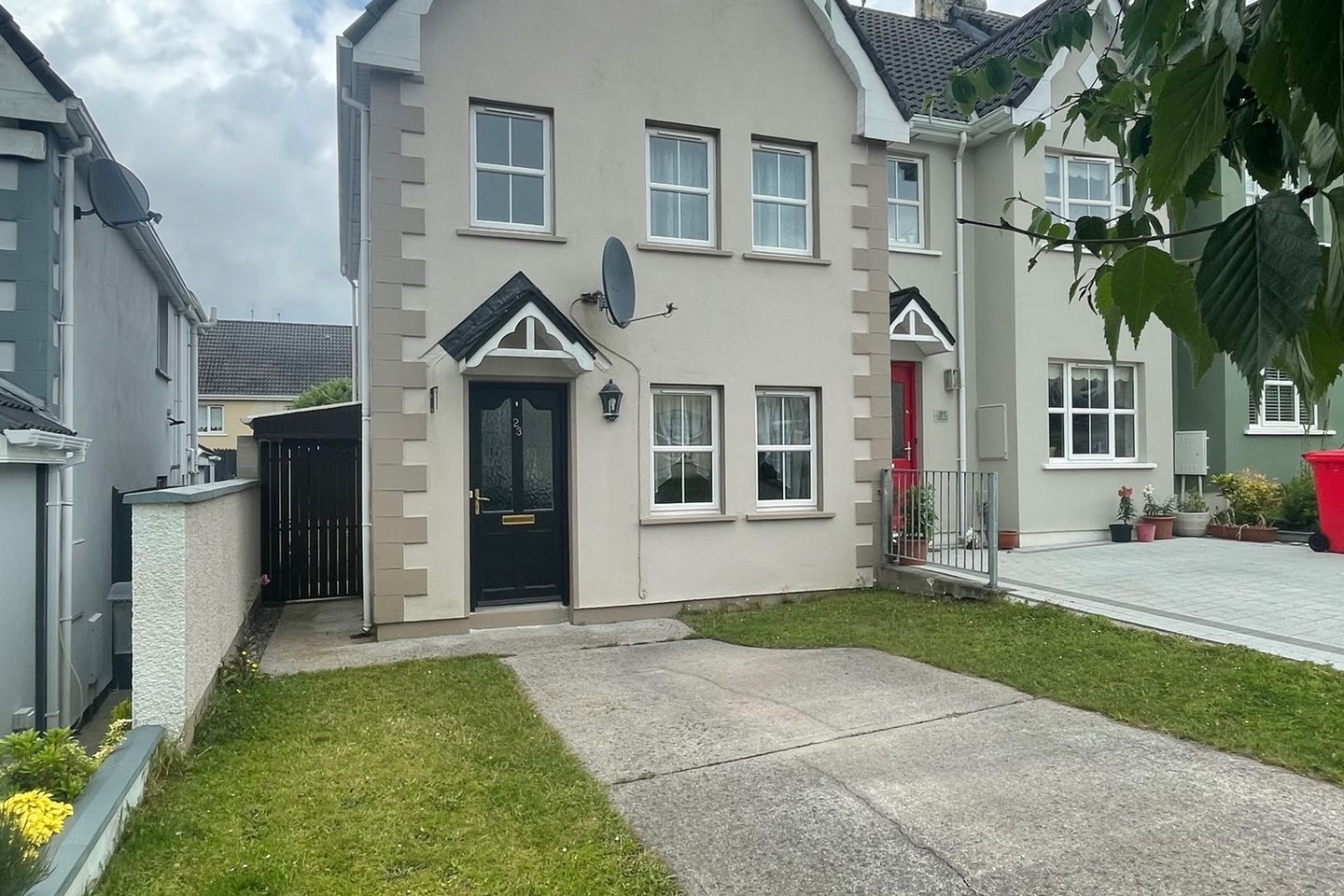 23 Chandlers Walk, Rushbrooke Links, Cobh, Co. Cork is for sale on Daft.ie