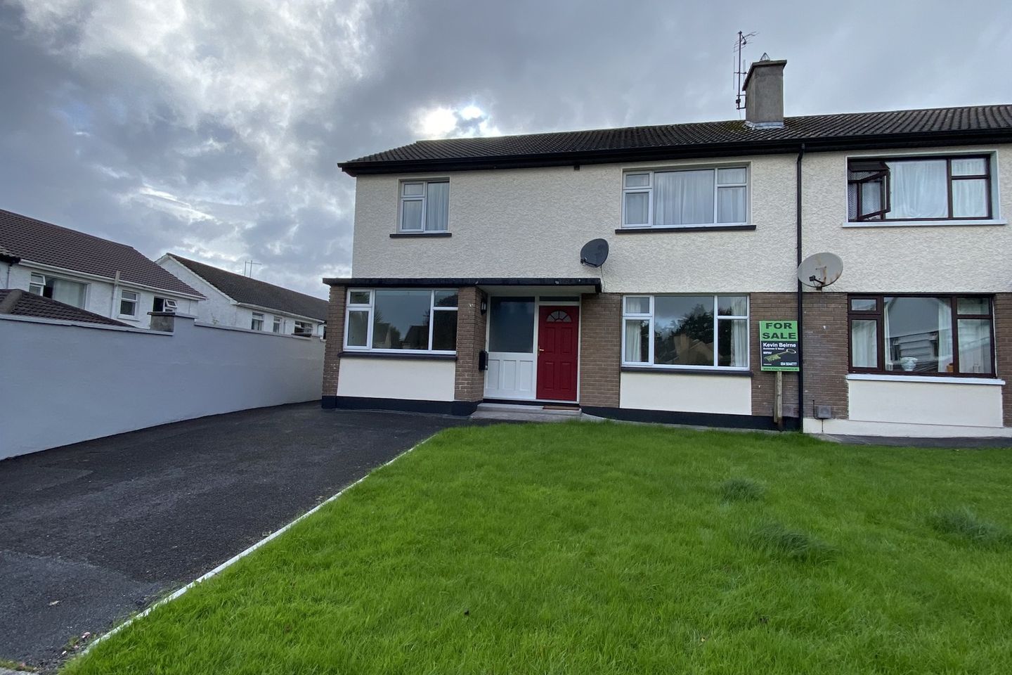 9 Greenfields, Castlebar, Co. Mayo, F23TW99 is for sale on Daft.ie