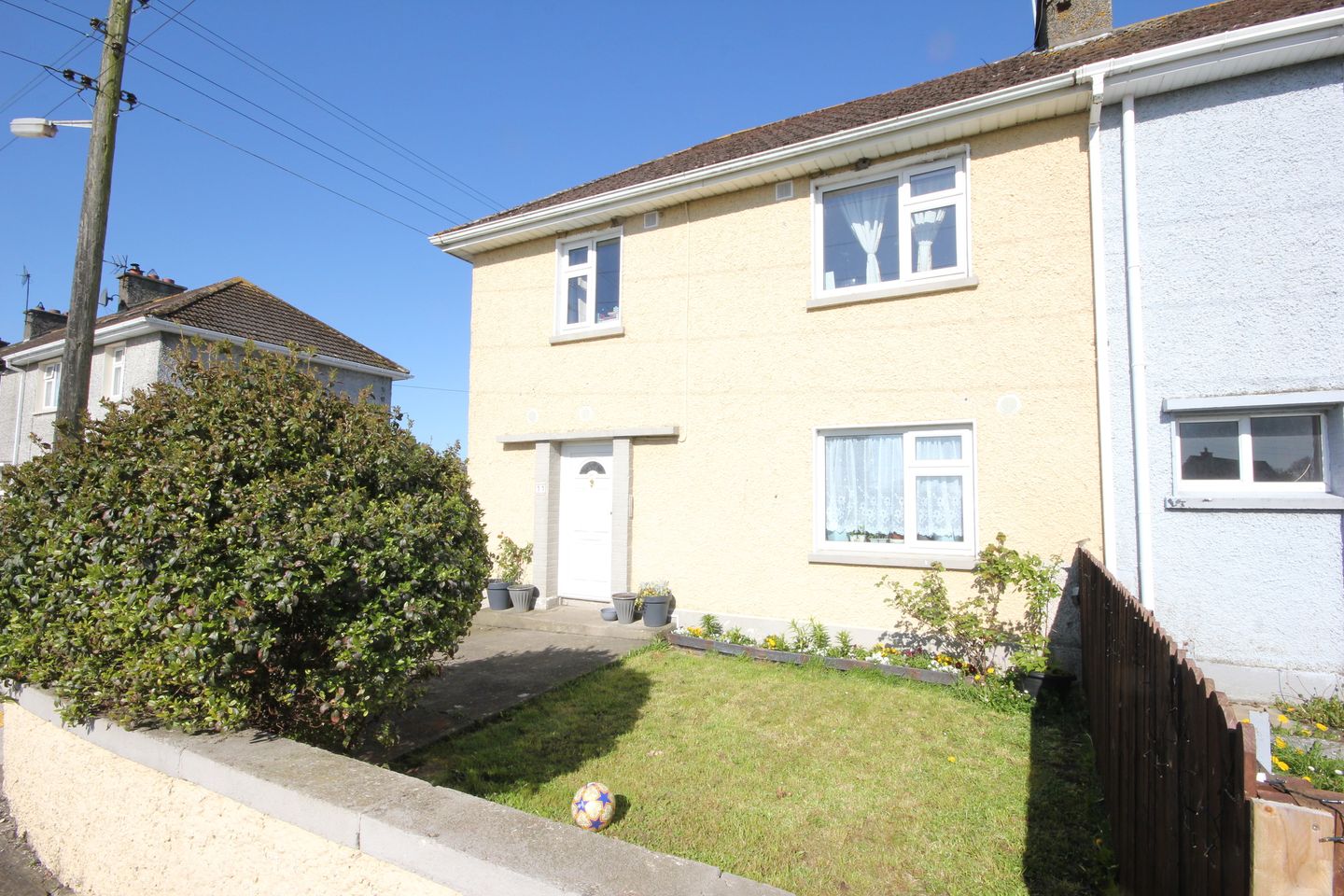 11 Daly Terrace, Rathdowney, Co. Laois is for sale on Daft.ie