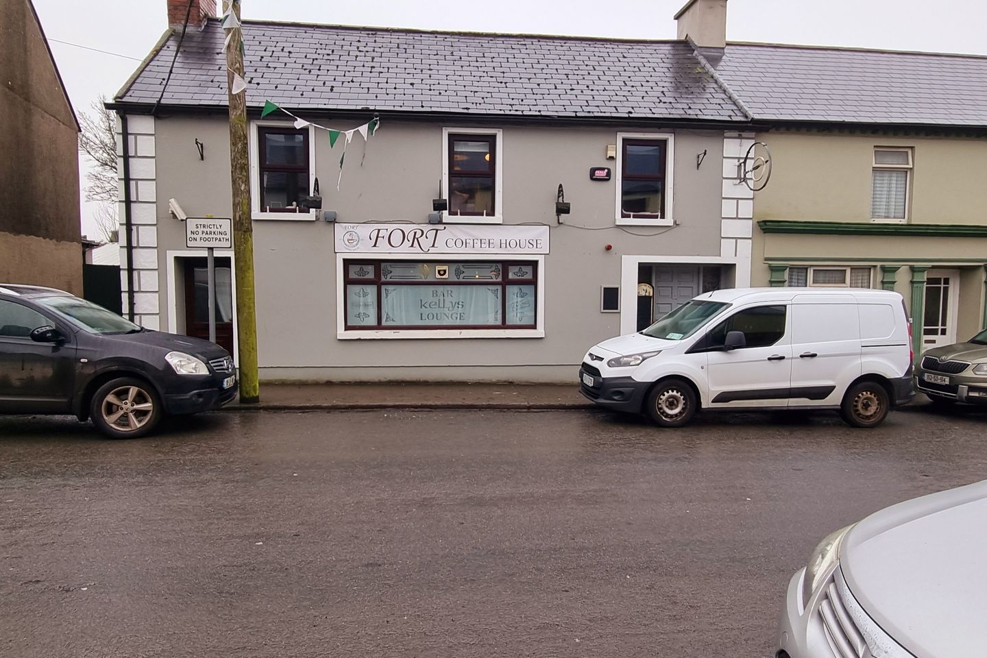 FORT COFFEE HOUSE, Main Street, Doon, Co. Limerick