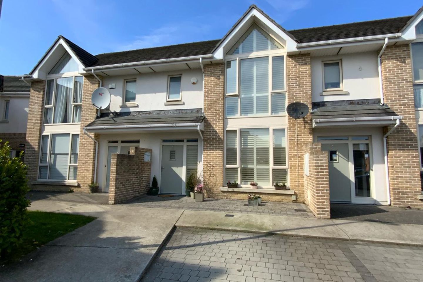 21 Seaview Square, Cnoc Na Mara, Dundalk, Co. Louth, A91WKT4 is for