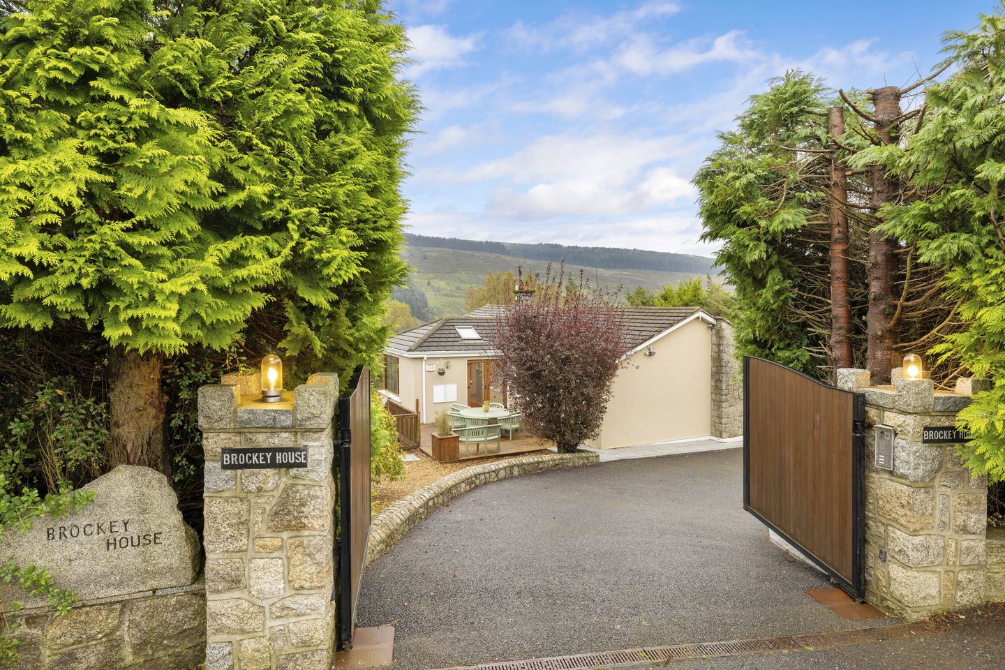 Brockey House, Ballybrack Road, Glencullen, Co. Dublin, D18A590 is for