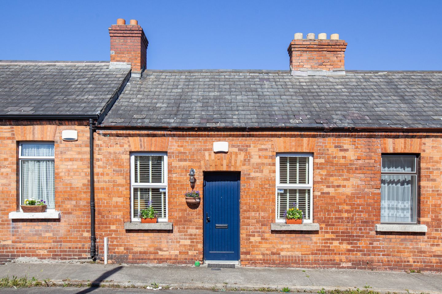 22 Pembroke Cottages, Donnybrook, Donnybrook, Dublin 4 is for sale on