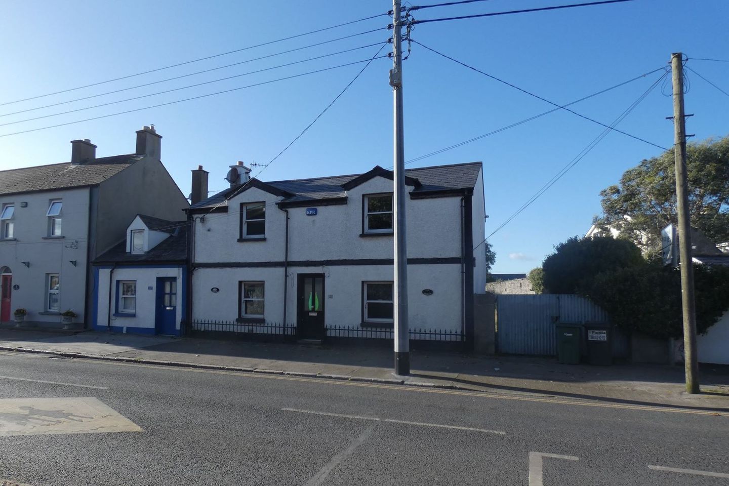 An Eé­thre, 10 Thomas Hand Street, Skerries, Co. Dublin, K34P981 is for