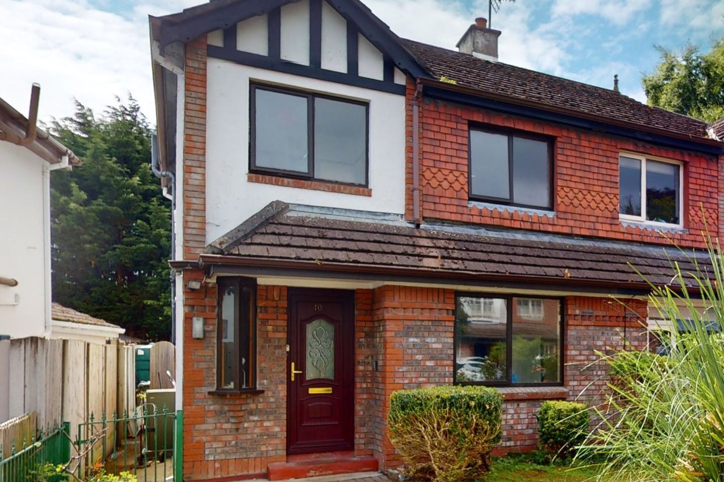 10 Parc Na Silla Avenue, Loughlinstown, Co. Dublin, D18PX03 is for sale