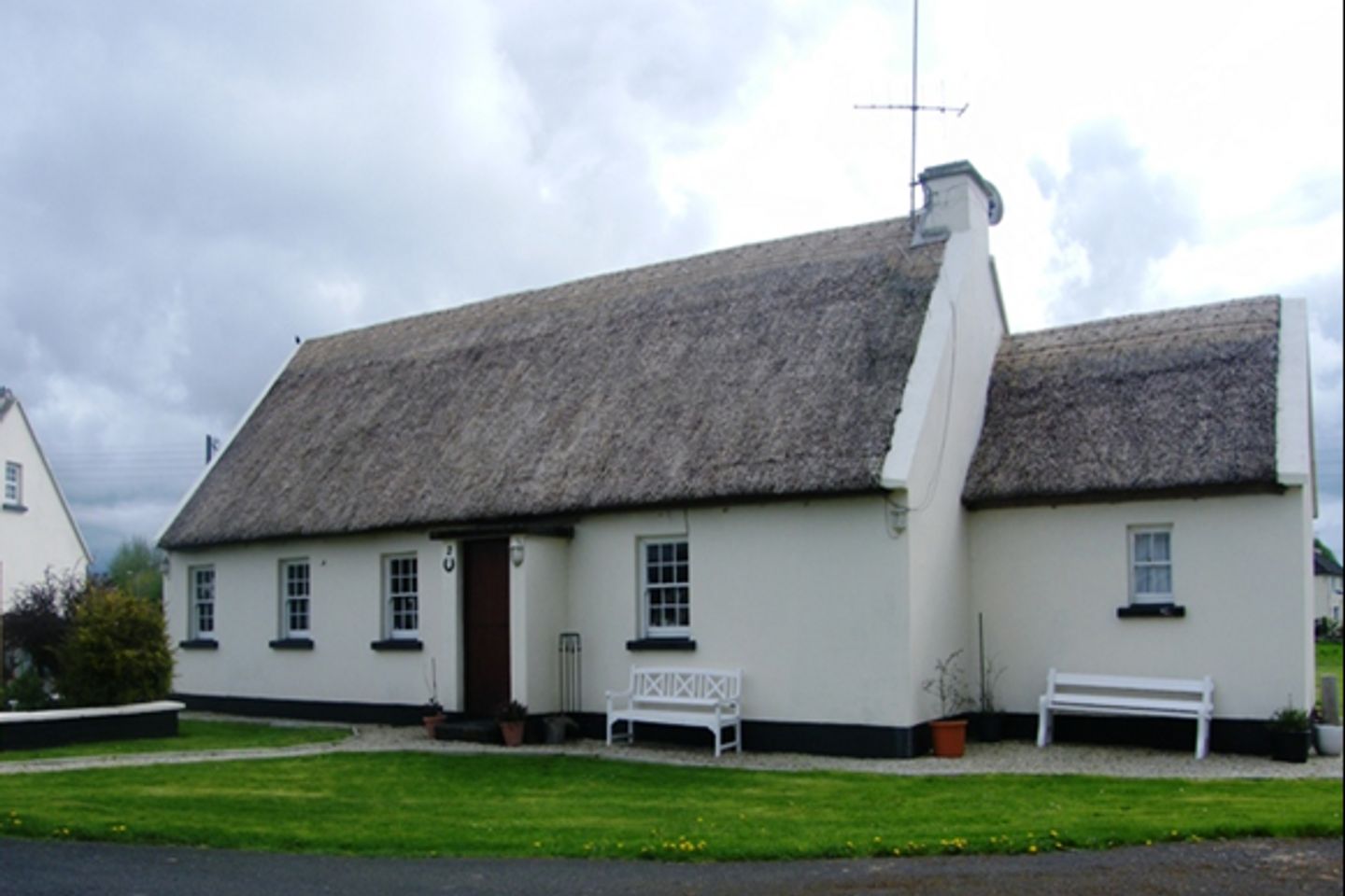 2 Holycross Cottages, Holycross, Co. Tipperary is for sale on Daft.ie
