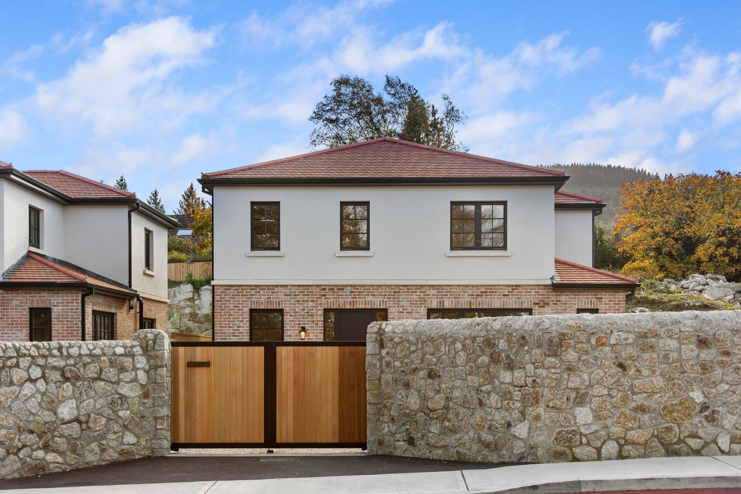2 Lamb Doyle, Blackglen Road, Sandyford, Dublin 18, D18X8EF