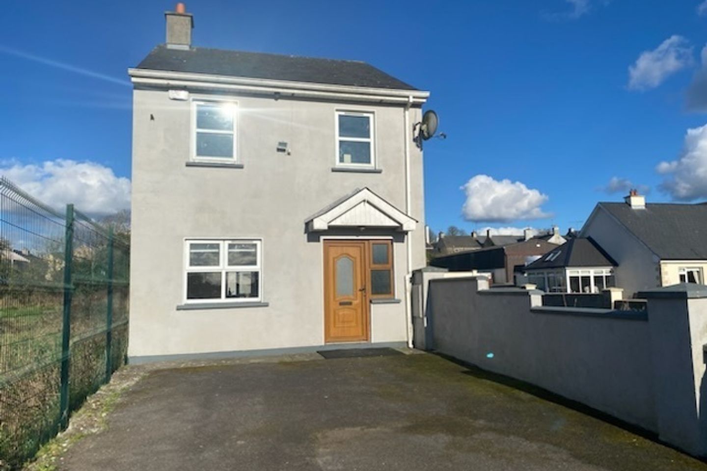 The Backs, Chapel Lane, Edgeworthstown, Co. Longford, N39VY18 is for