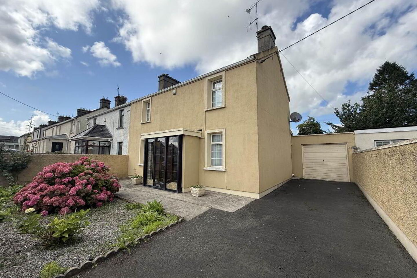 8 McDonagh Terrace, Nenagh, Co. Tipperary, E45FR63