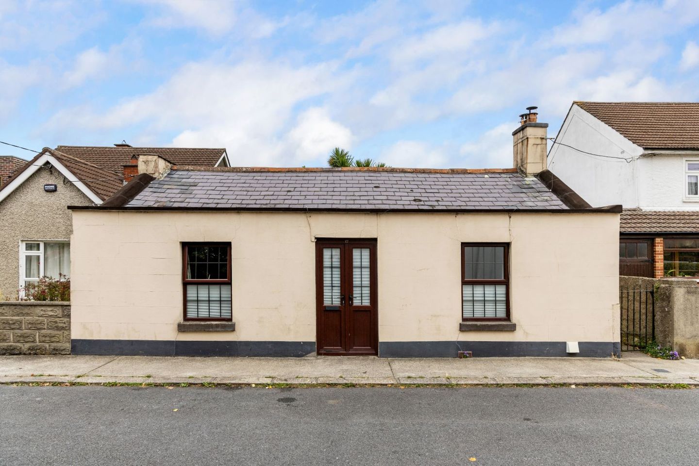 17 Lanesville, Monkstown, Co. Dublin, A96T680