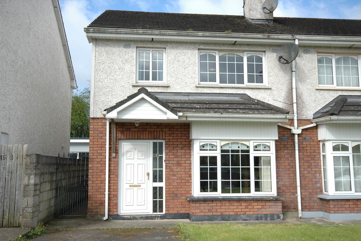 26 Oak Park, Newcastle West, Co. Limerick, V42H922 is for sale on Daft.ie