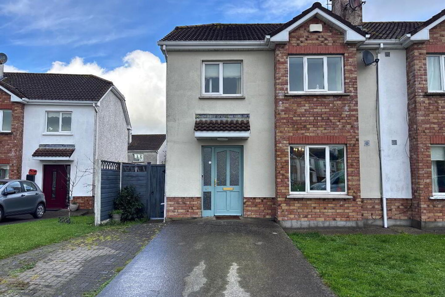 91 Glenoaks Close, E91T6K4