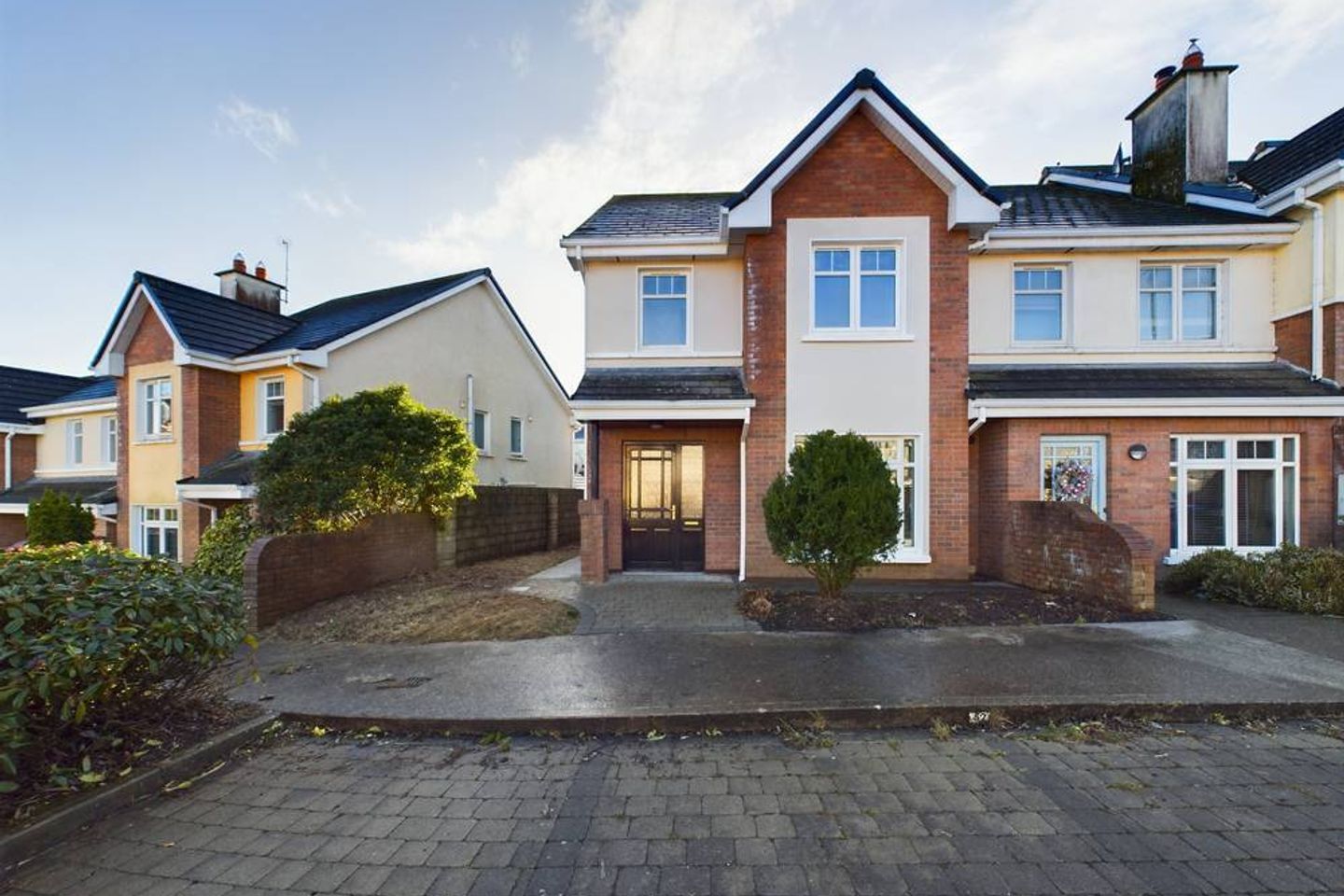 52 The Drive, Harbour Heights, Passage West, Co. Cork, T12K6XC