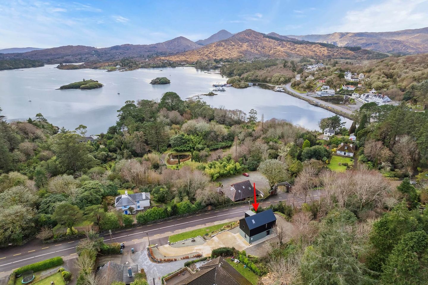 Shrone Hill View, Reenmeen East, Glengarriff, Co Cork, P75FC83