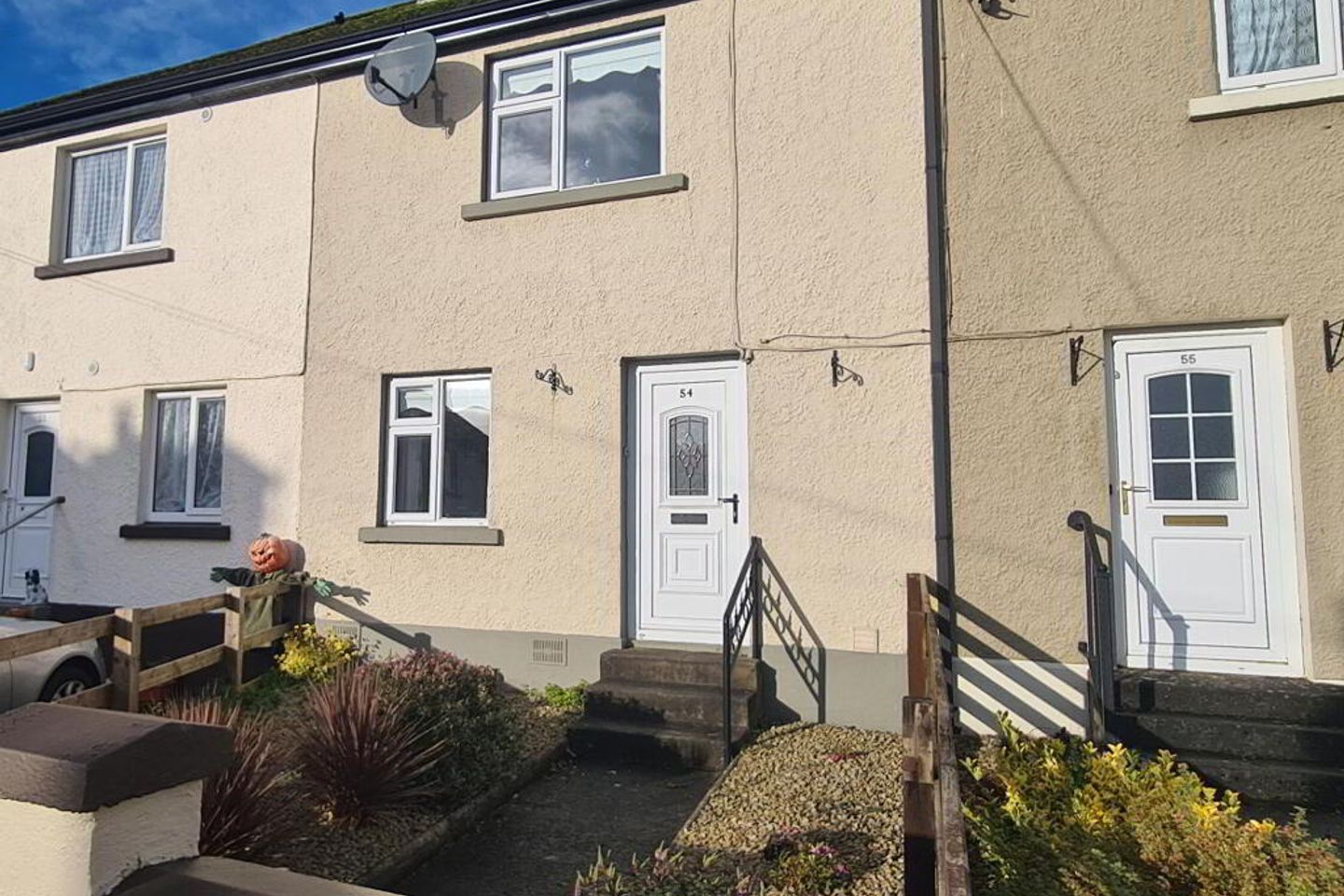 54 St Patricks Park, CarrickonShannon, Co. Leitrim, N41K3T9 is for