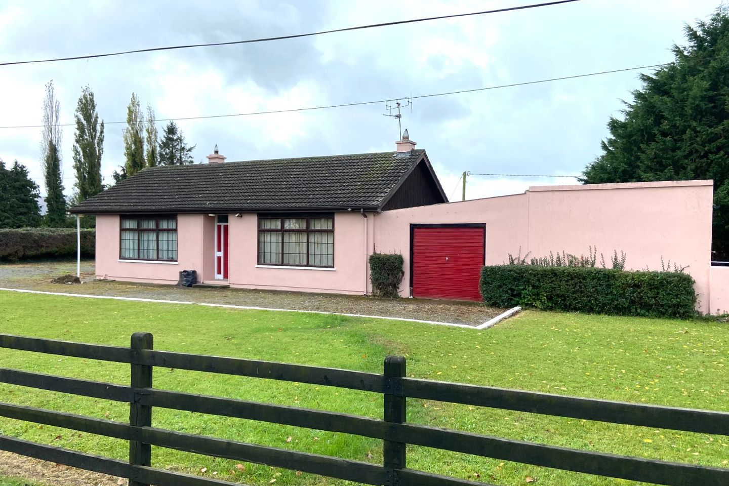 Grange North, Ballycarron, Golden, Co. Tipperary, E25WE12