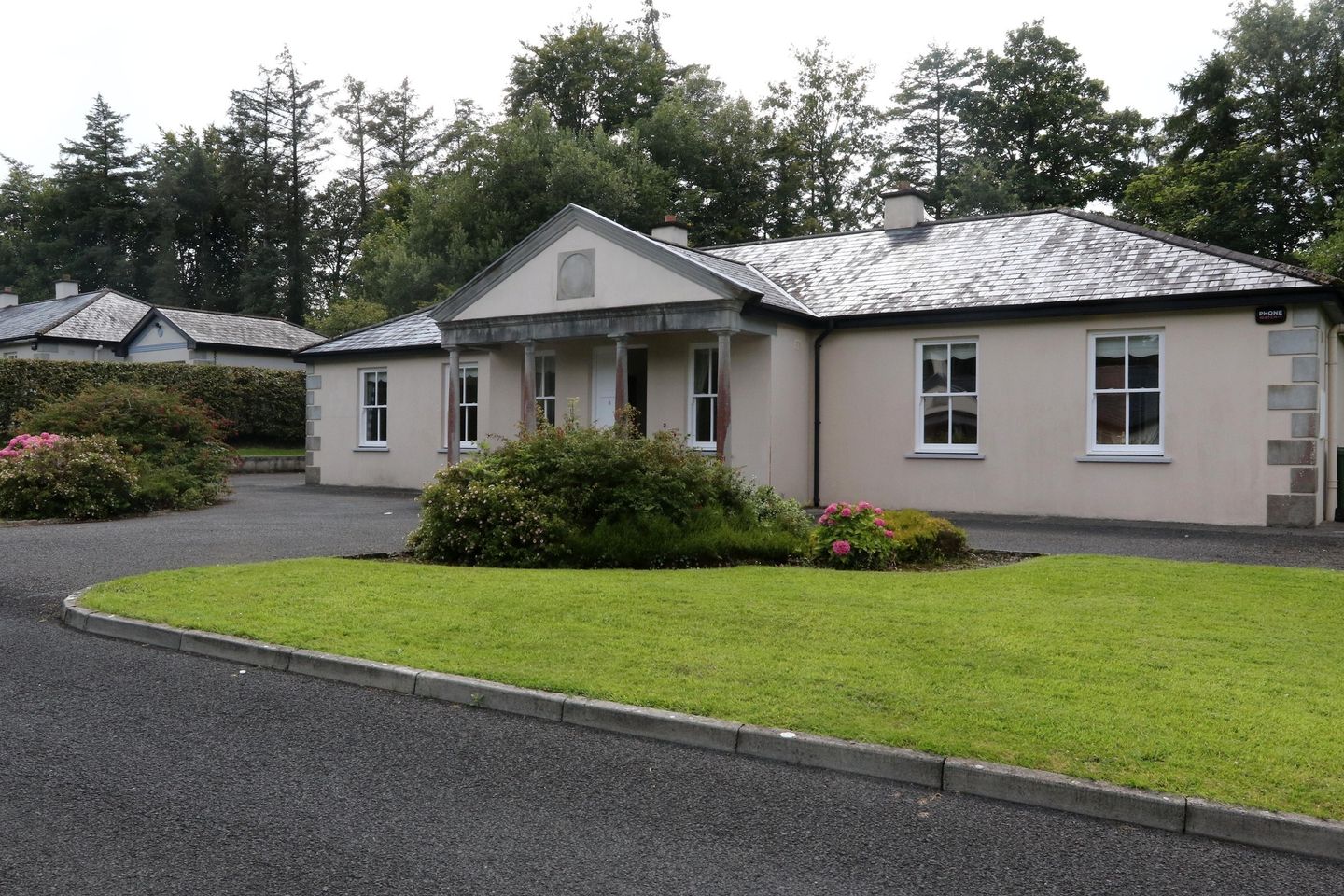 6 Orchard Wood, Dromoland, Newmarket on Fergus, Co. Clare, V95N6F9 is