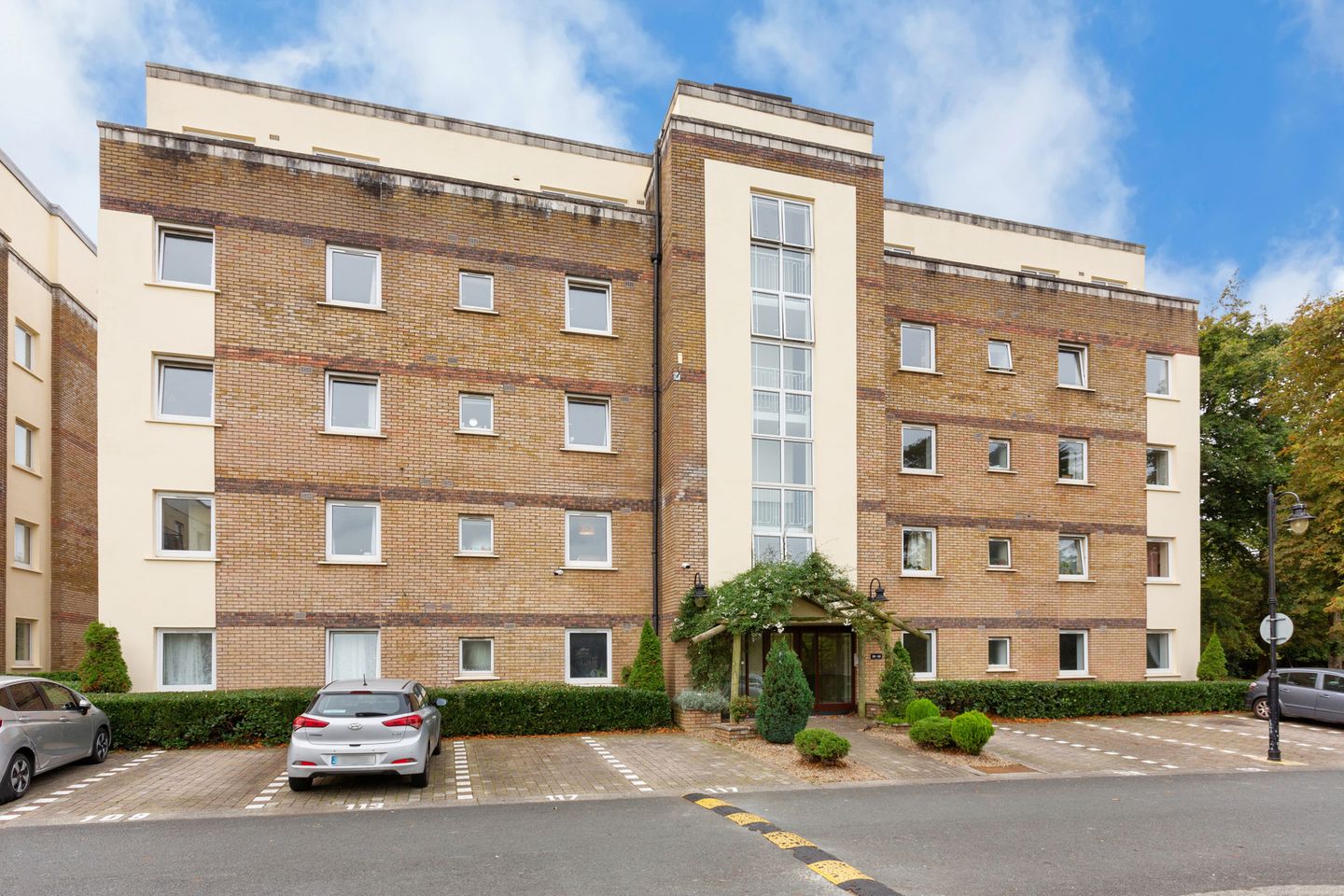 104 Galloping Green, Road, Blackrock, Co. Dublin, A94V309 is