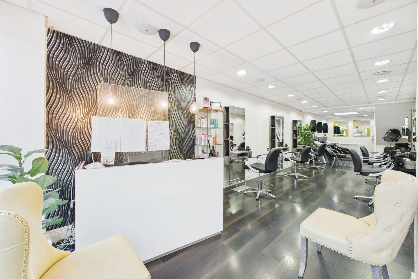 Pat's Hair Salon, Charleville, 3 Mill Lane, Leixlip, Co. Kildare, W23X2P7