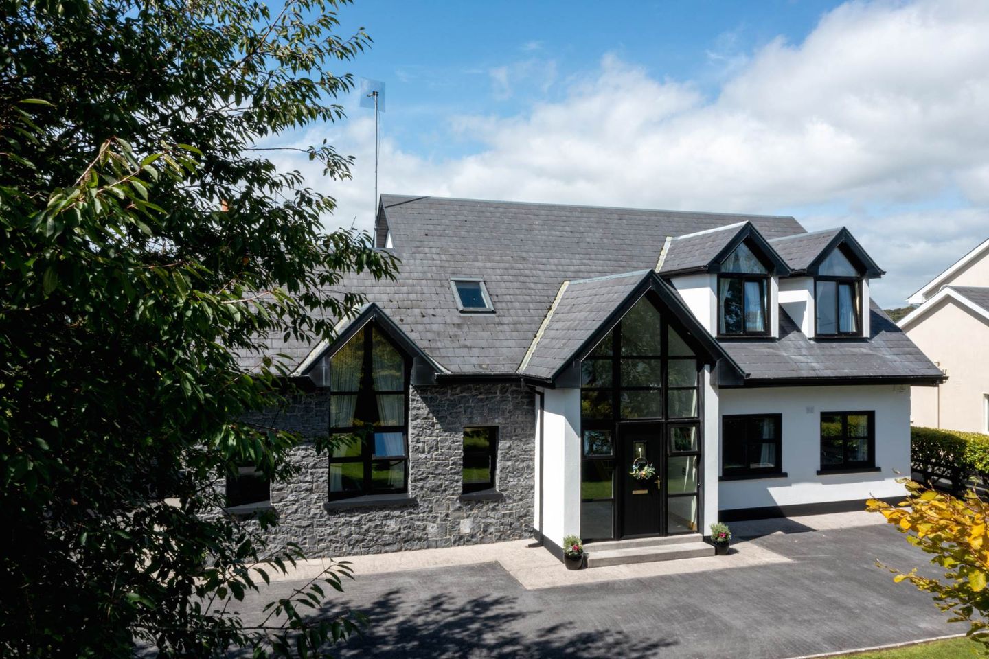 "Marsall",  Moyvilla, Oranmore, Co. Galway, H91X4P5