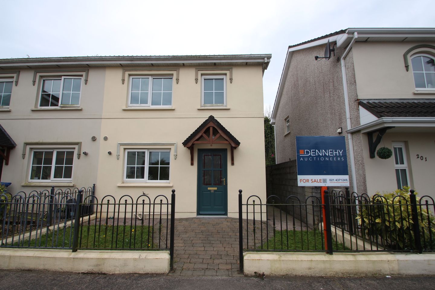 200 Brightwater, Crosshaven, Co. Cork is for sale on Daft.ie
