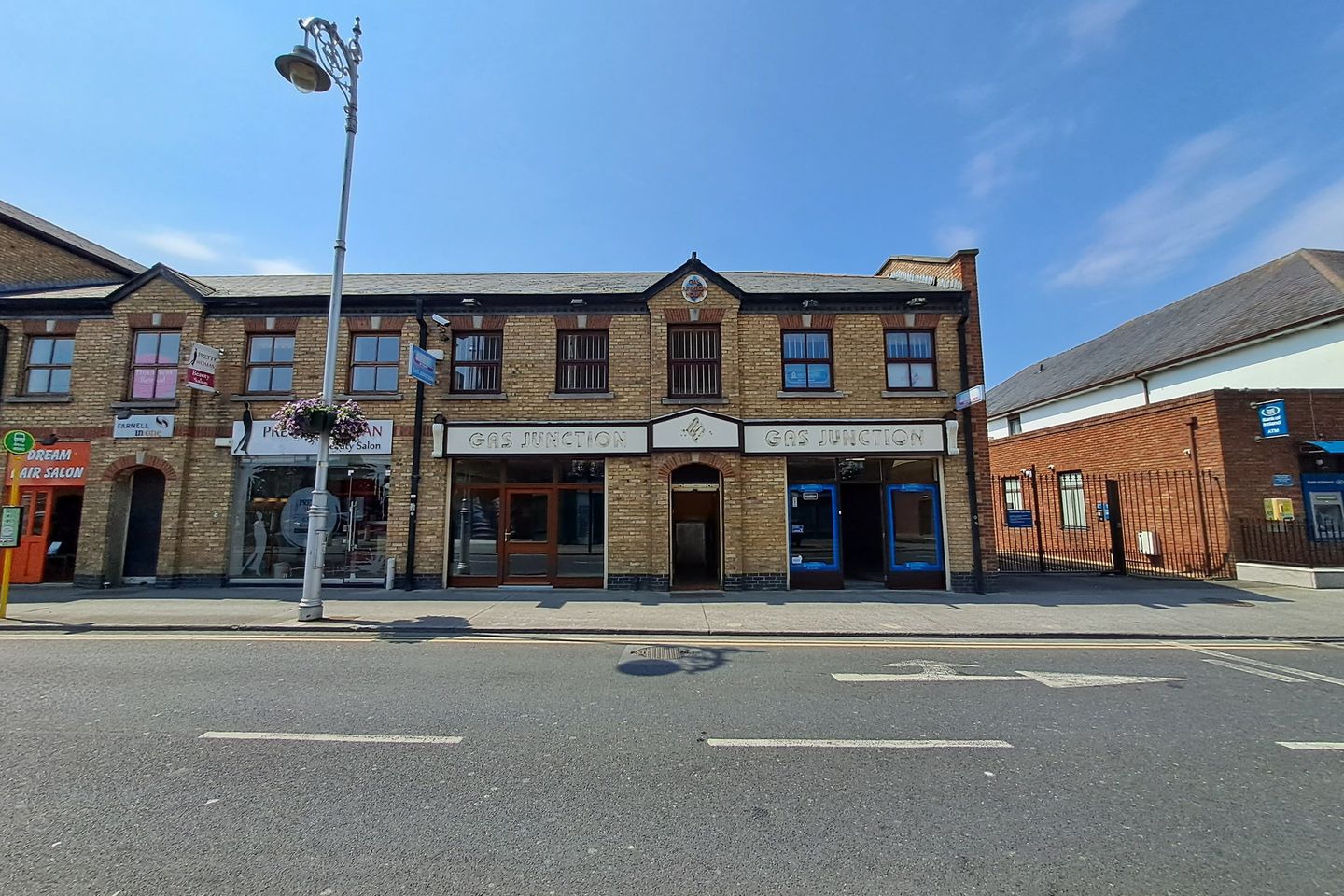 Commercial property for rent in Unit 2 Gofton Court Jamestown Road