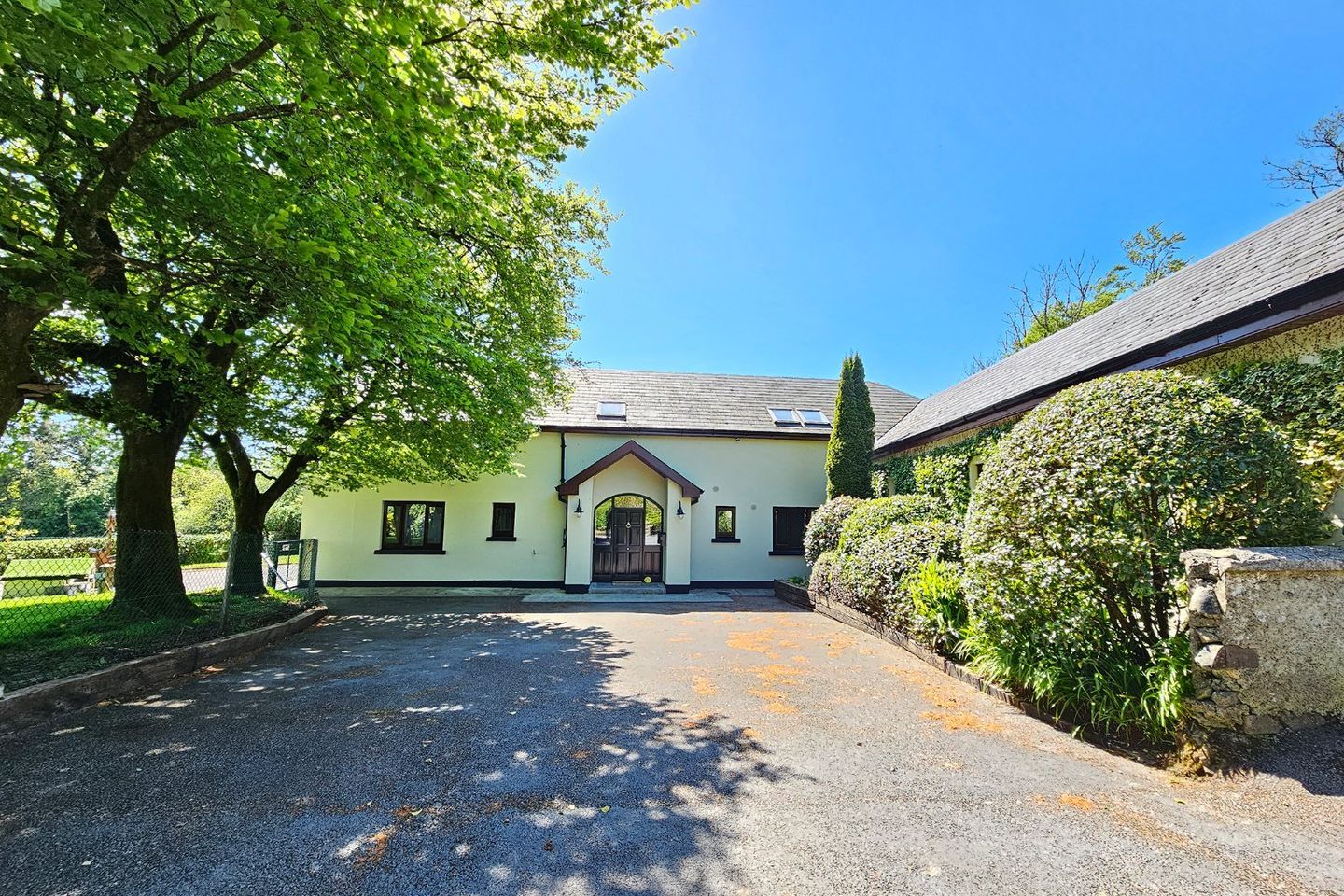 Tullassa, Inch, Ennis, Co. Clare, V95E3P6 is for sale on Daft.ie