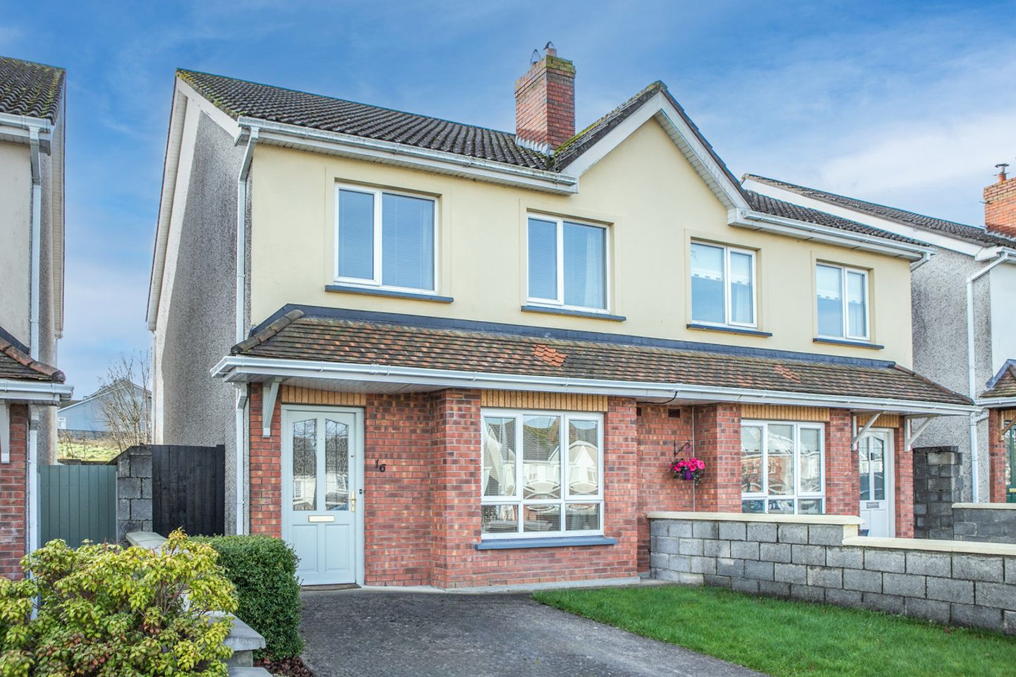 16 Archdeaconry View, Kells, Co. Meath, A82X6X8 is for sale on Daft.ie