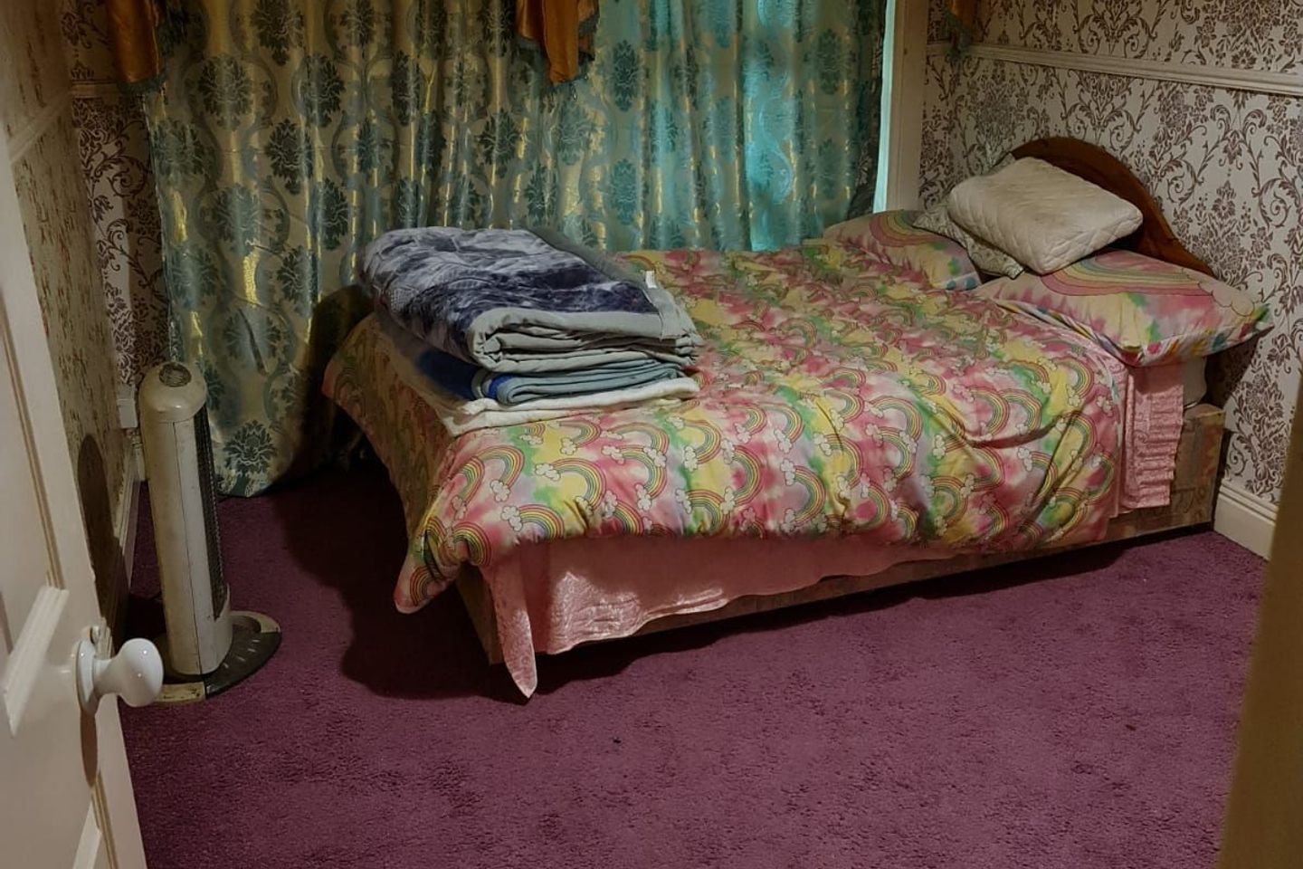 Zam Zam Pizza Bar, Woodford, Loughrea, Portumna, Co. Galway