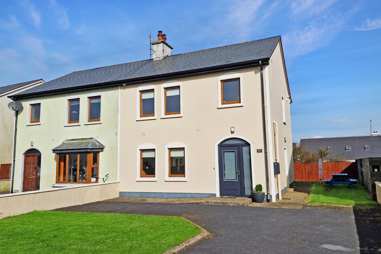 27 Dun Na Mara, Doonbeg, Kilrush, Co. Clare, V15W571 is for sale on Daft.ie