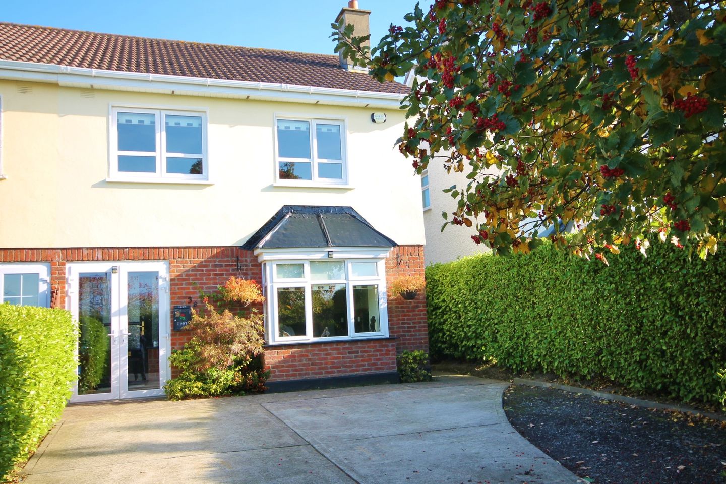 38 Griffeen Glen Chase, Lucan, Co. Dublin, K78EW71 is for sale on Daft.ie