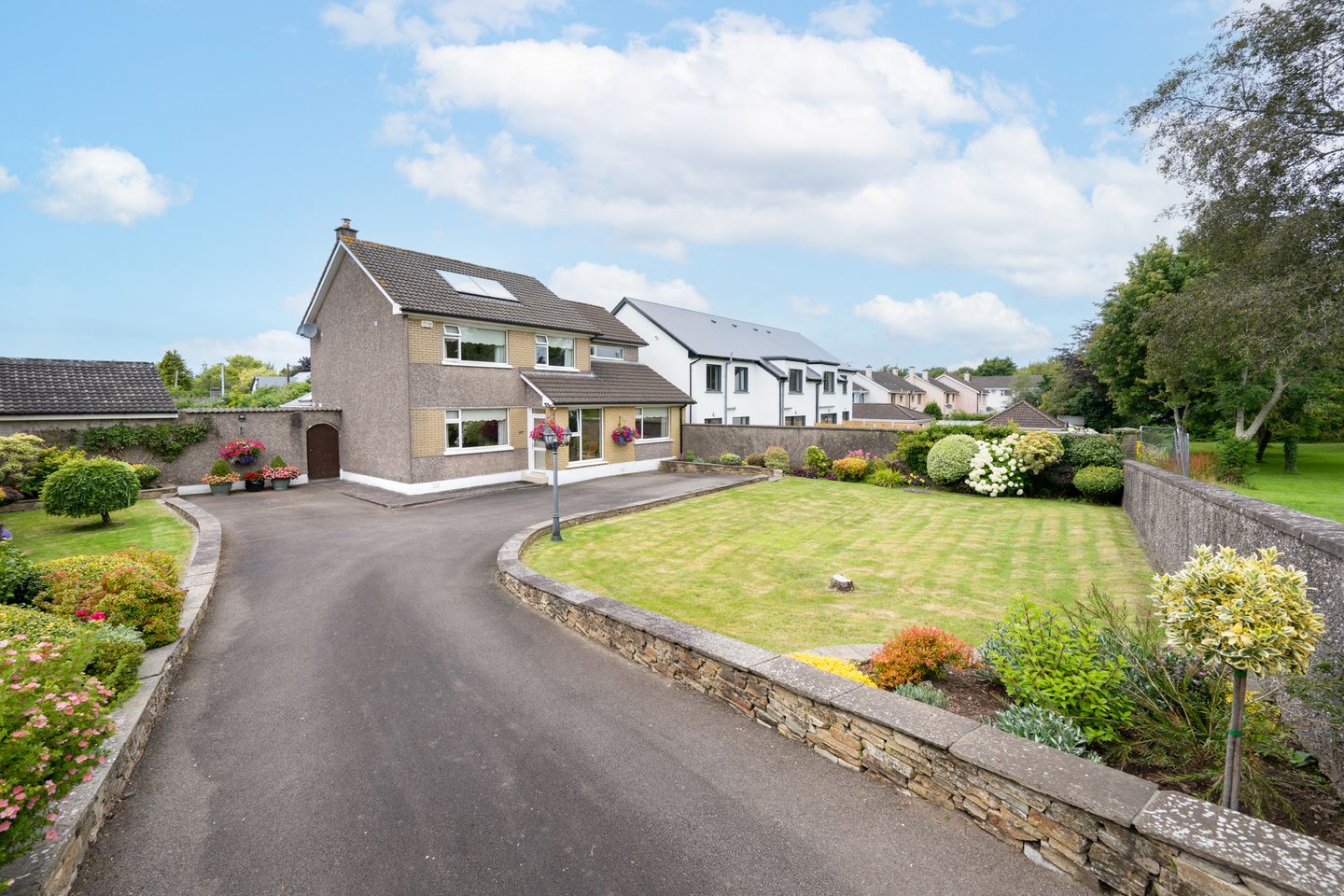 49 Allendale Avenue, Melbourn, Co. Cork, T12TPW8 is for