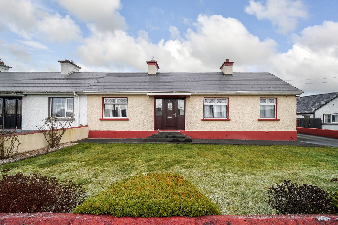 250 Townparks, Convoy, Co. Donegal, F93Y9ER is for sale on Daft.ie