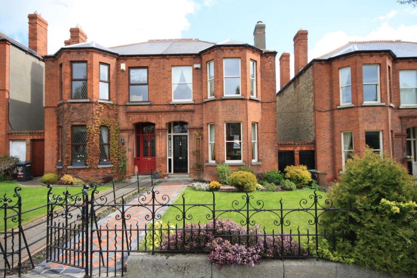 50 Hollybrook Road, Clontarf, Dublin 3