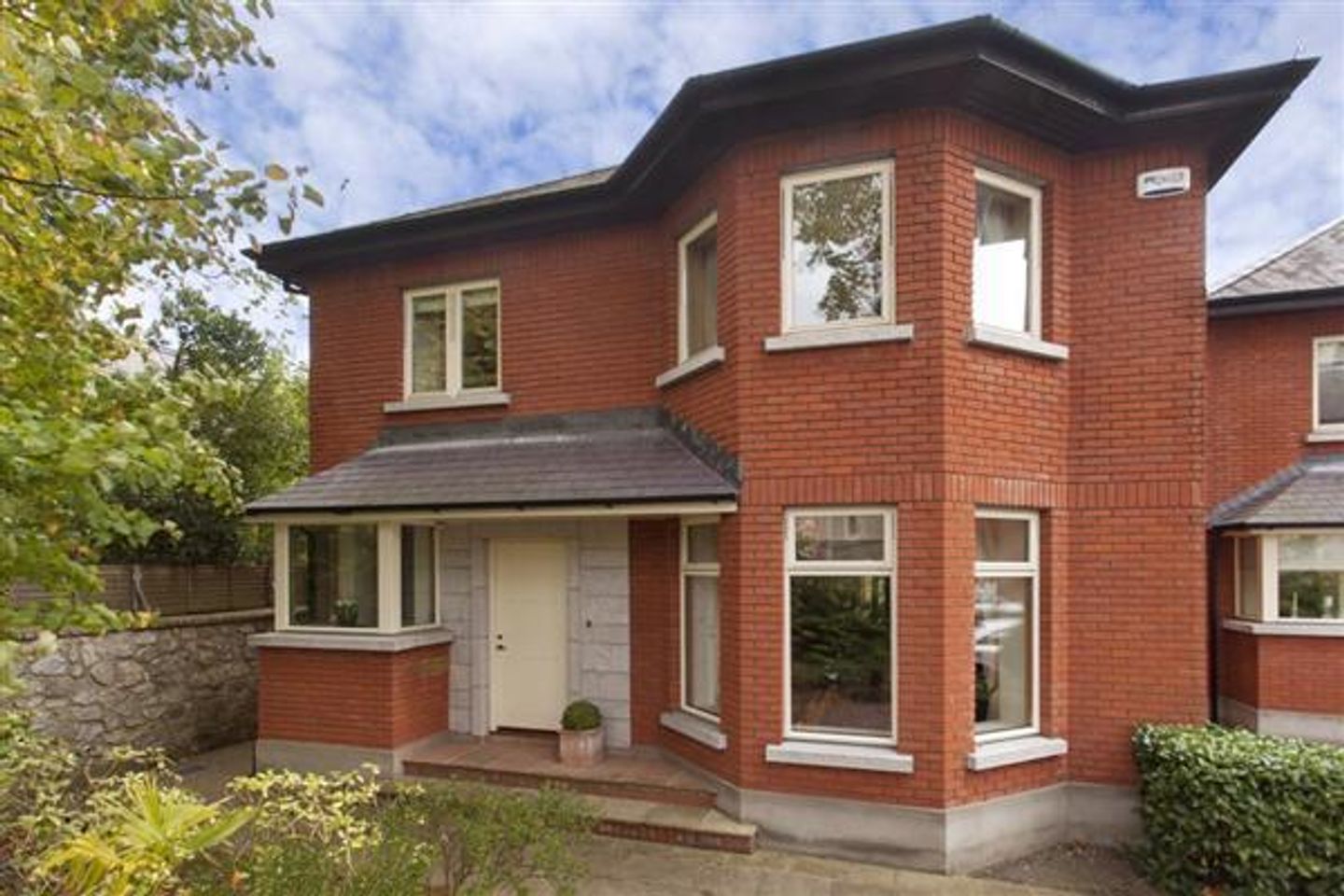 1 The Vicarage, St. John's Road, Sandymount, Dublin 4