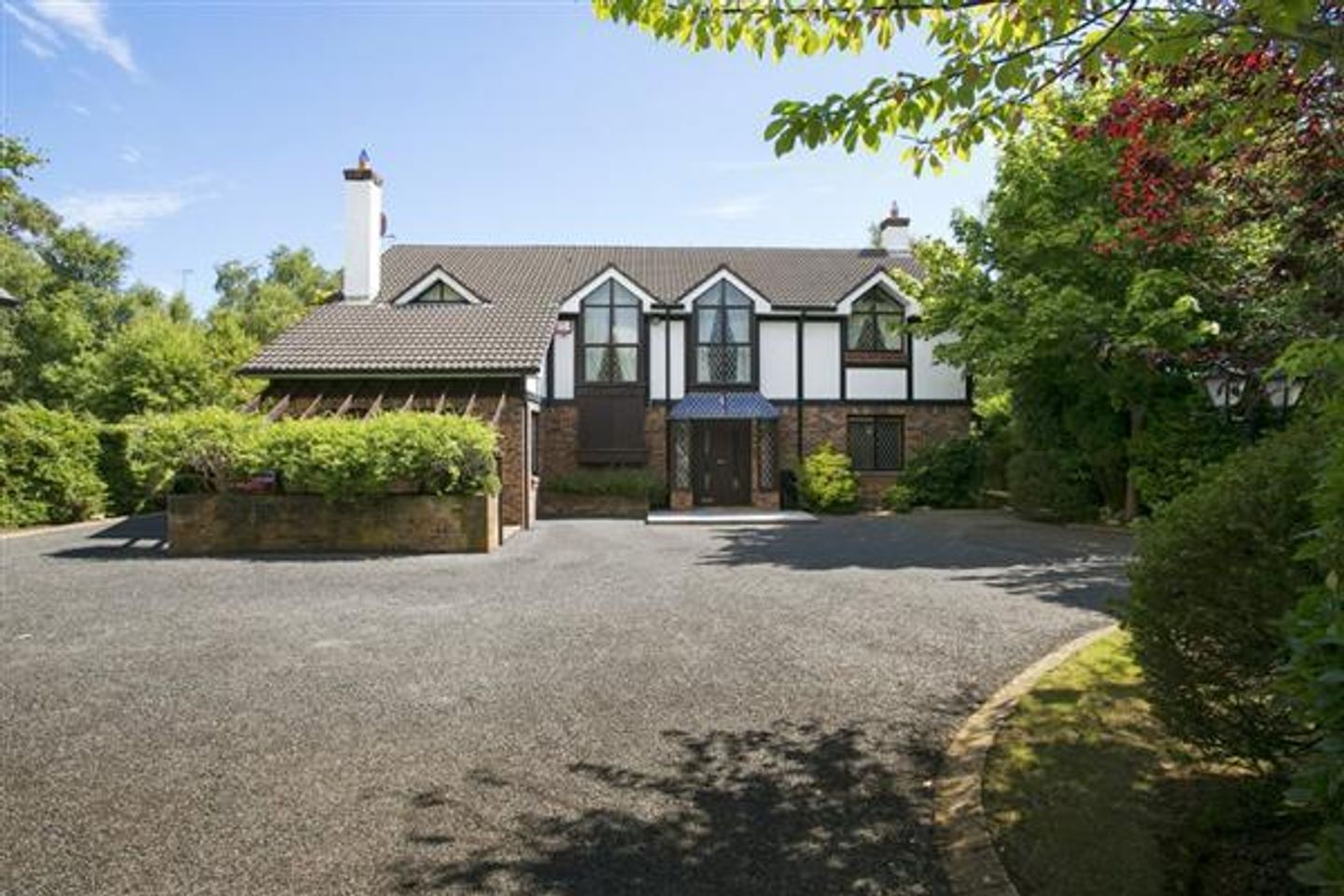 11 The Birches, Torquay Road, Foxrock, Dublin 18
